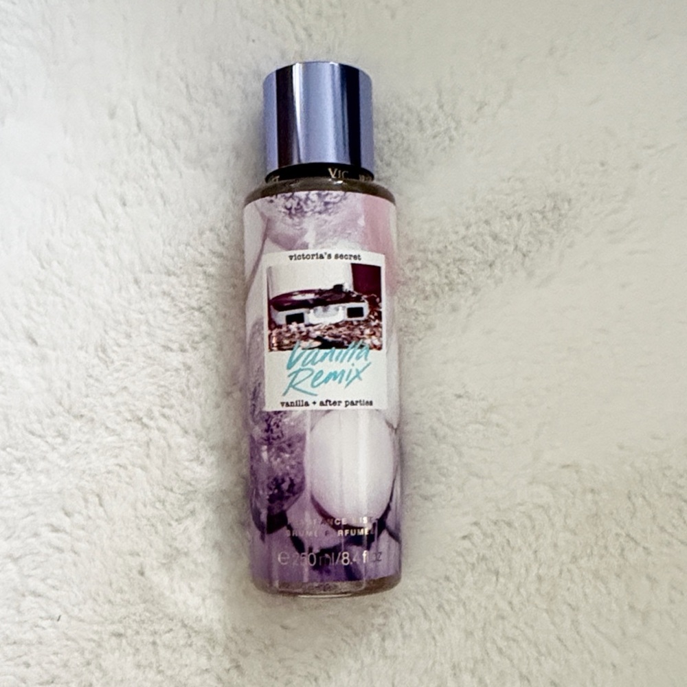 NEW Victorias Secret Vanilla Remix Body Spray 8.4 fl oz